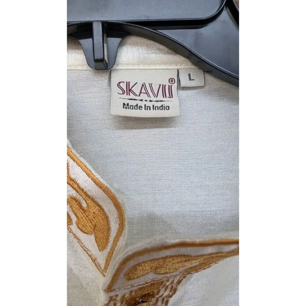 Skaviji Men's Cream Embroidered Kurta Tunic Size Large Authentic Ethnic Wear NWT